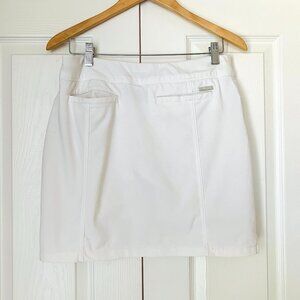 ADDIAS SKORT Winter White Shorts Interior Size Small
